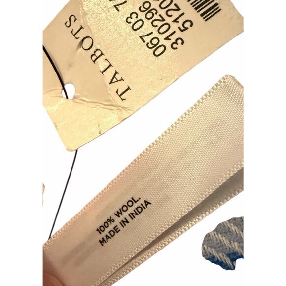 NWT Talbots Wool Scarf Wrap Womens Preppy Plaid Lightweight Oversized 28x80 - Picture 5 of 8